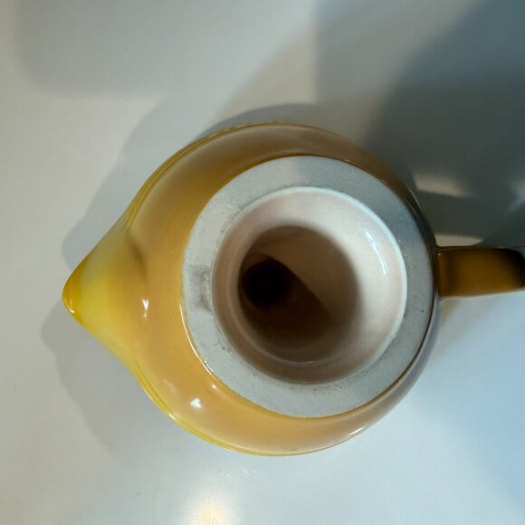 *Rare Color* Yellow/Dijon Citrus Juicer | Le Creuset - Picture 5 of 5